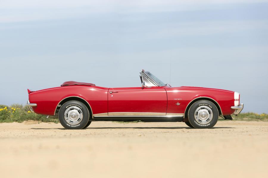  Chevrolet Camaro RS/SS 350 Convertible (12467) 1967 года  (фото 12 из 18)